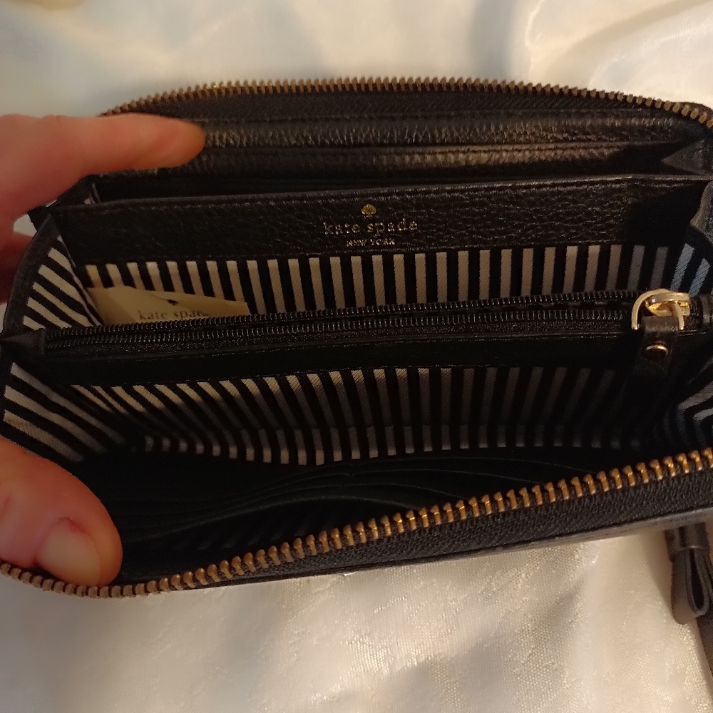 Kate spade black pebbled leather zip around clutch wallet - Picture 7 of 7